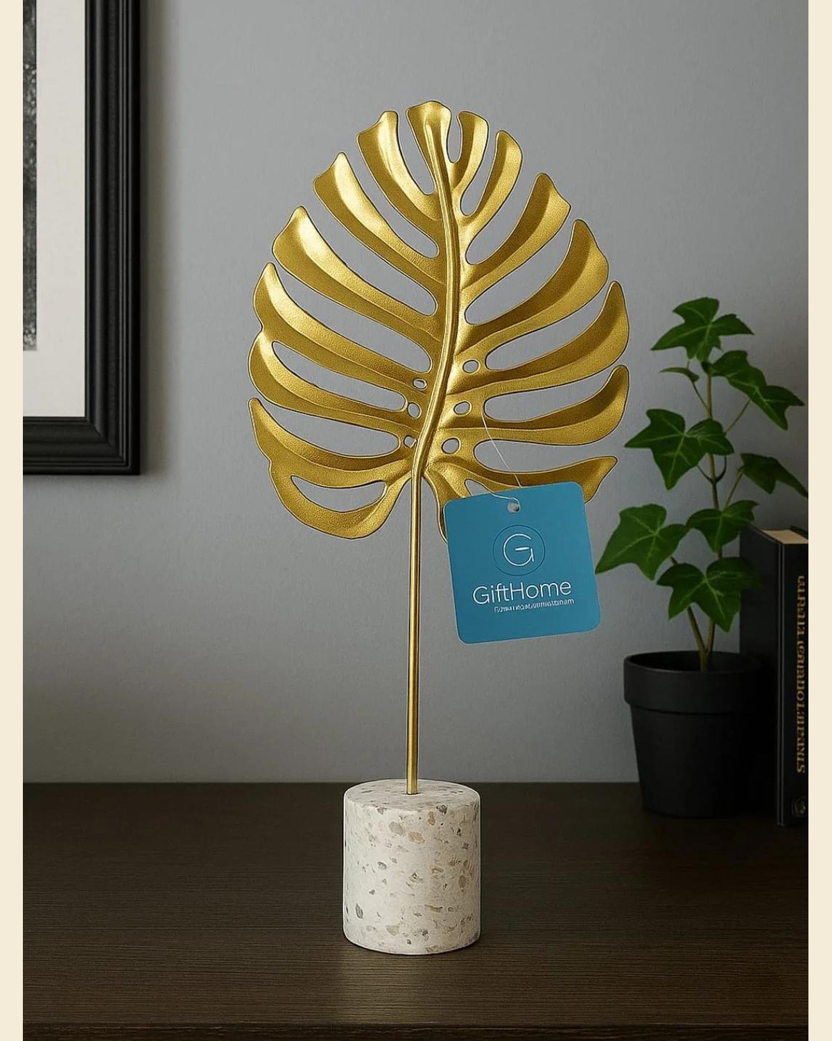 Folha de monstera dourada